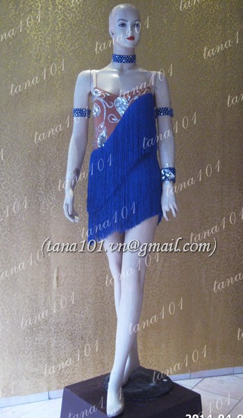 váy khiêu vũ xanh