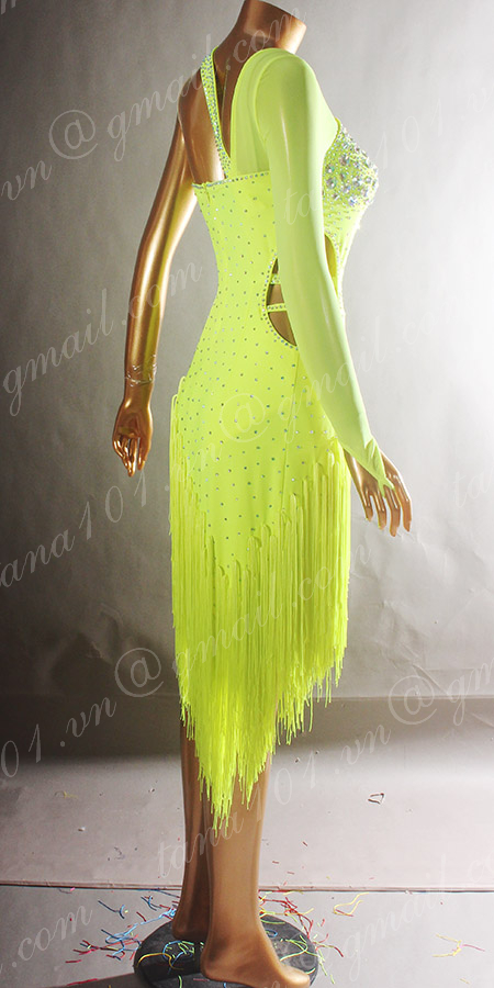 váy khiêu vũ xanh huỳnh quang tua