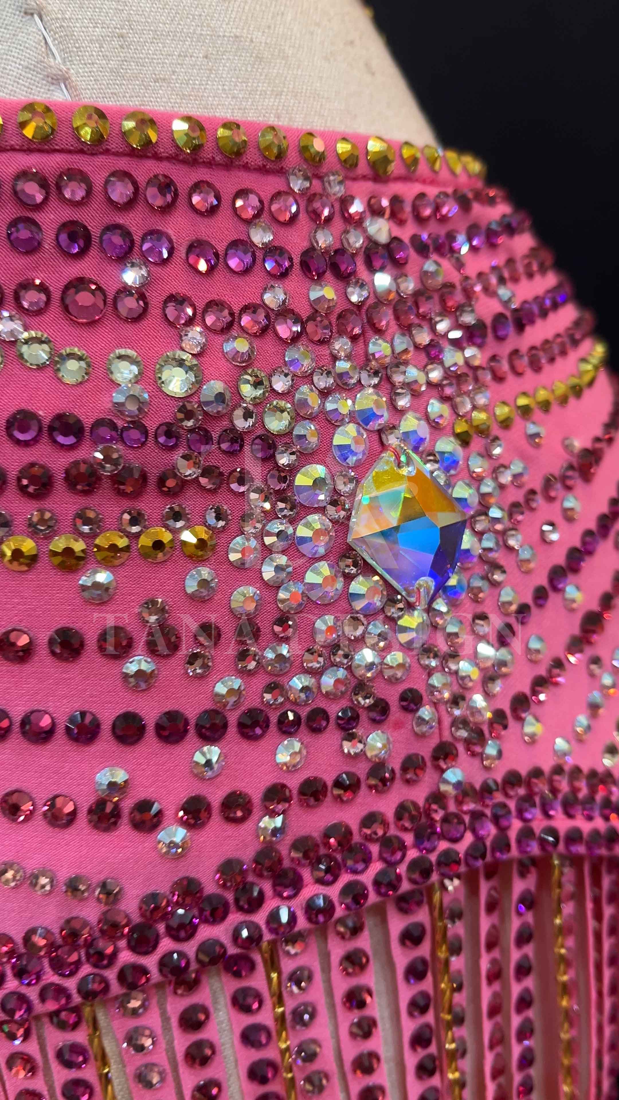 women-competition-latin-ballroom-dance-dress-smooth-salsa-rumbe-swing-tana-lycra-open-back-rhinestone-fringe-dancewear (1) women-competition-latin-ballroom-dance-dress-smooth-salsa-rumbe-swing-tana-lycra-open-back-rhinestone-fringe-dancewear