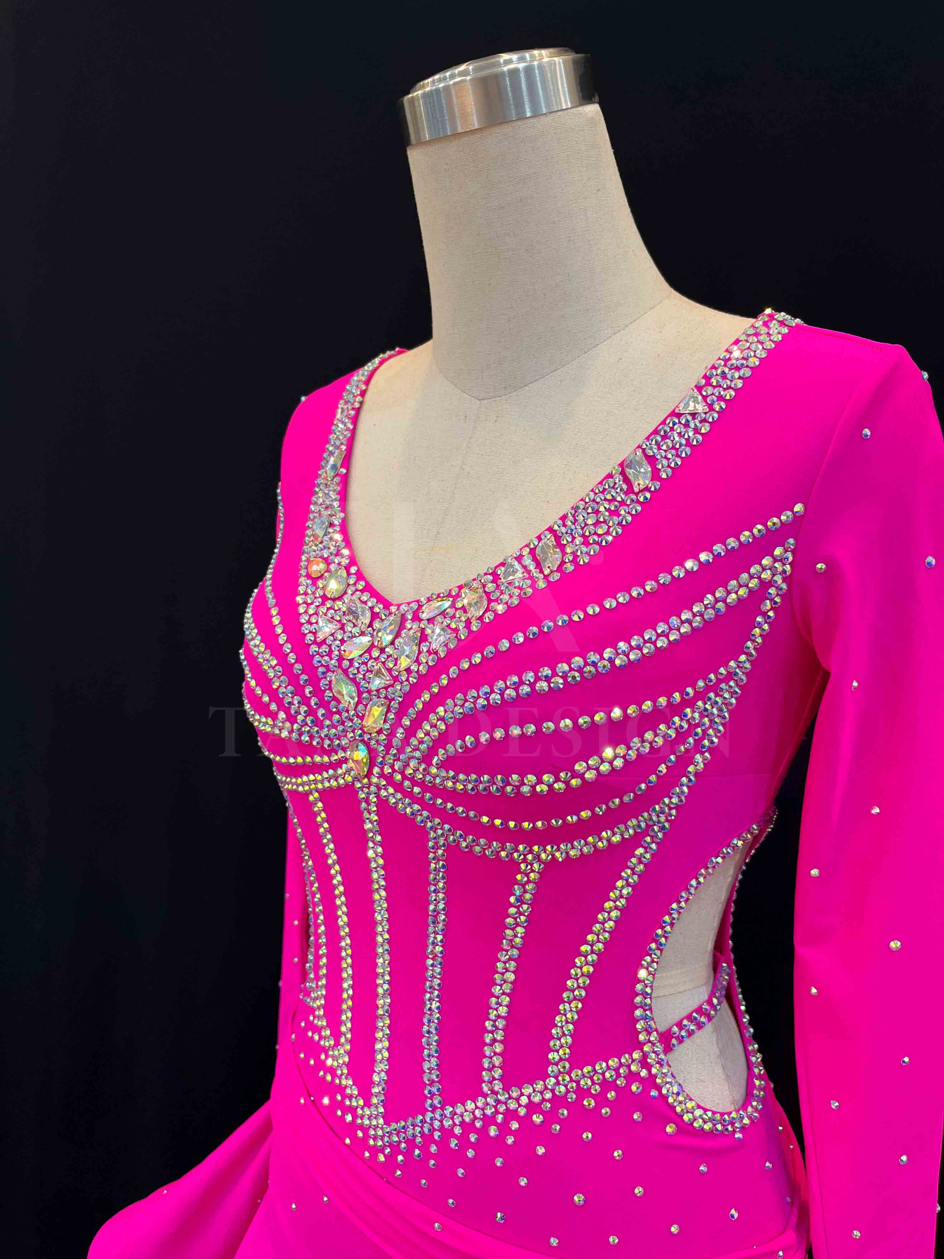 Women Competion Latin Ballroom Dance Dress - Smooth, Salsa, Rumba, Swing - Lycra, Close back (3) Custom-Women-Competion-Latin-Ballroom-Dance-Dress-Smooth-Salsa-Rumba-Swing-Pink-Lycra-Close-back